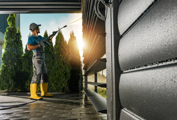 Best House Exterior Washing  in Farmersville, CA
