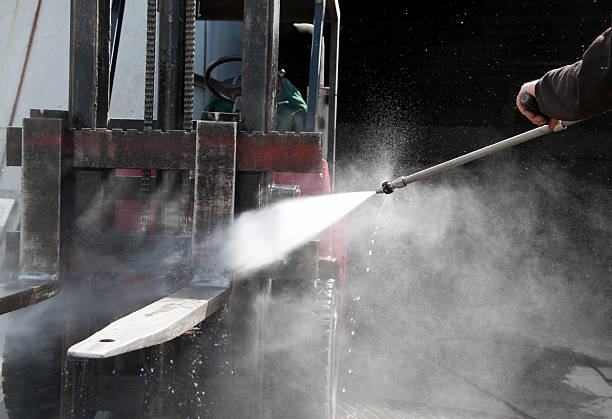 Trusted Farmersville, CA Pressure Washing Services Experts